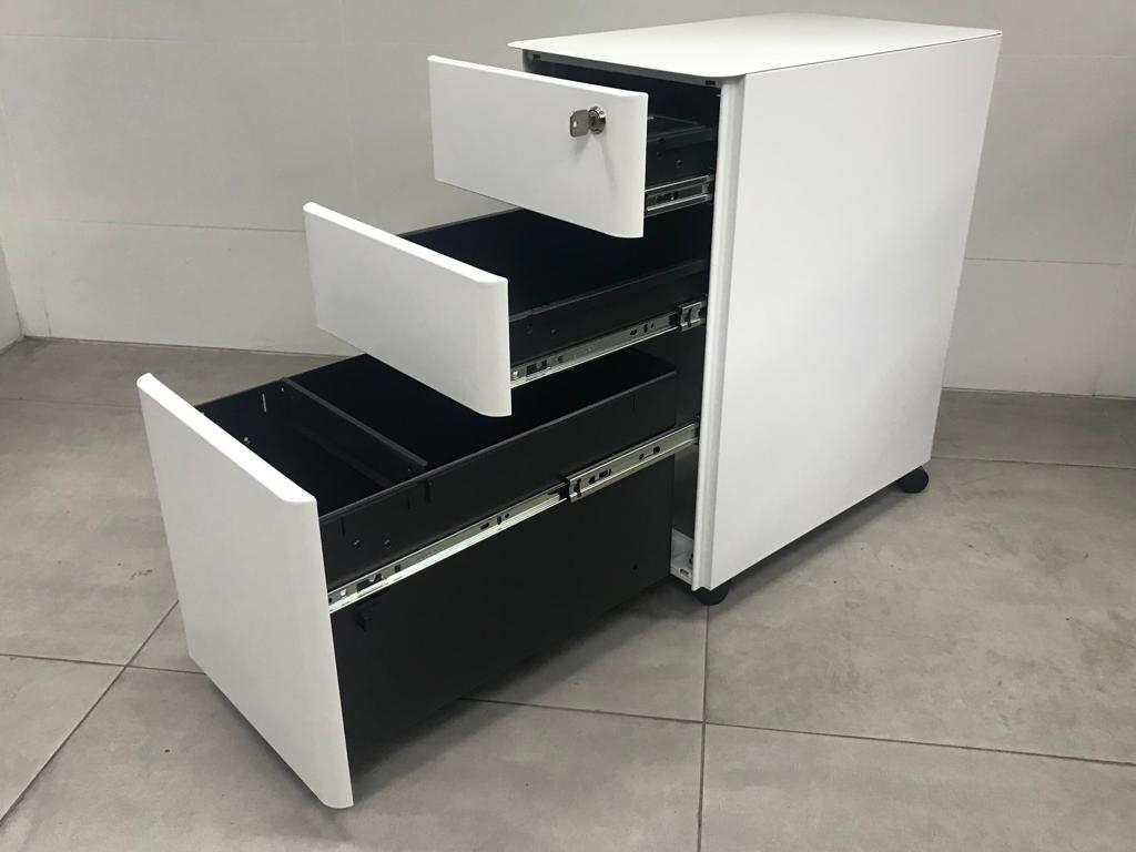 ארגז-מגירות-מתכת-2